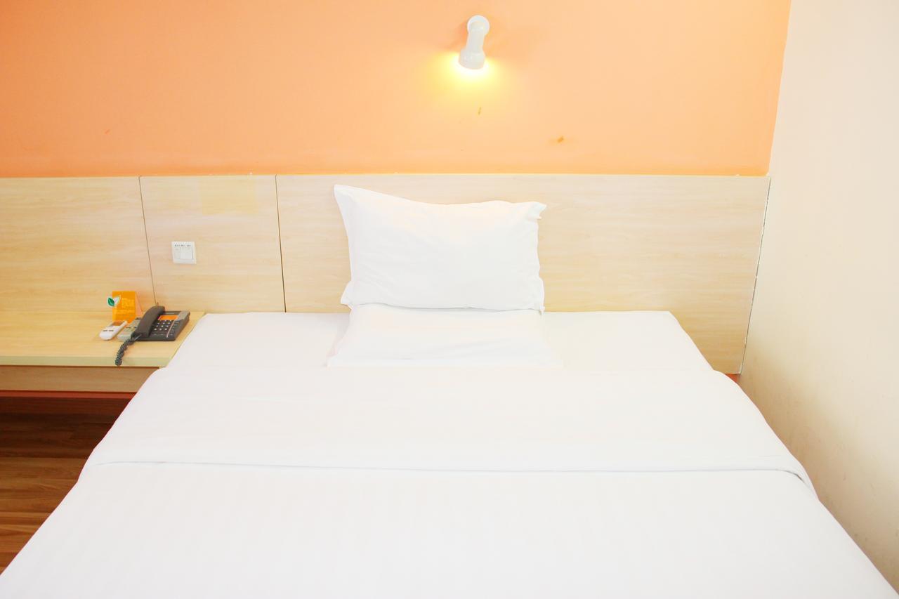 7Days Inn Shanghai Yichuan Road المظهر الخارجي الصورة